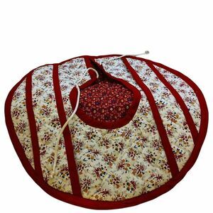 #4259 Round Caserole quilted carrier 17" red trim